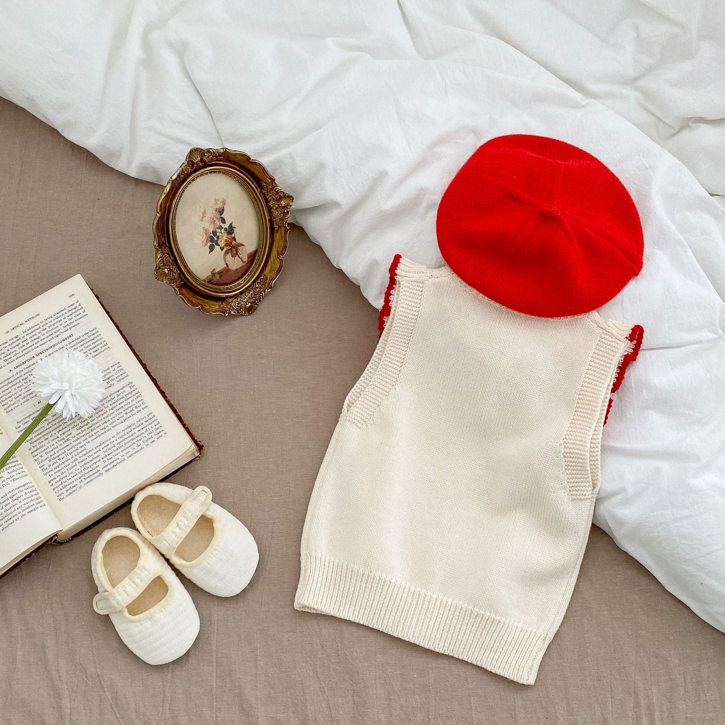 Baby Girl Embroidered Sleeveless Knit Vest With Solid Color