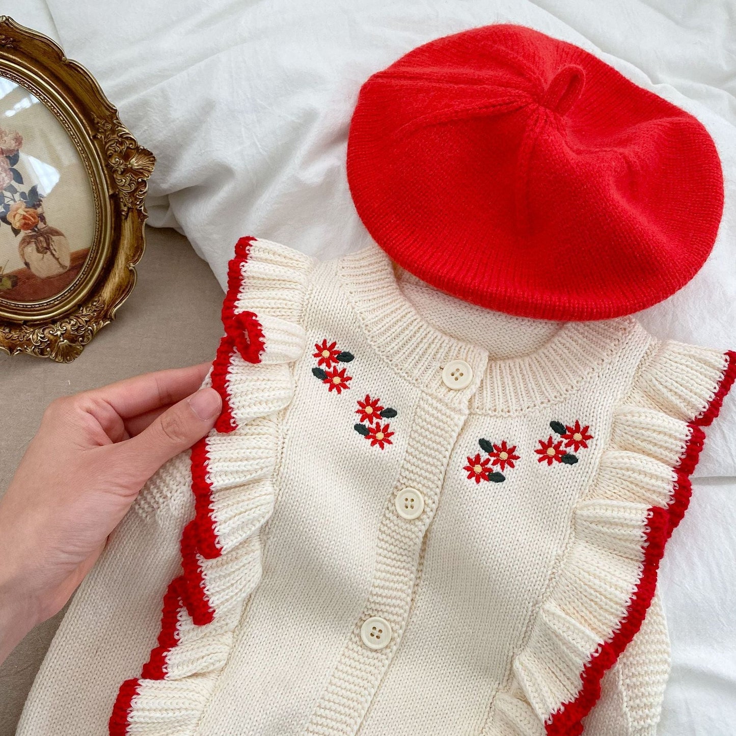 Baby Girl Embroidered Sleeveless Knit Vest With Solid Color